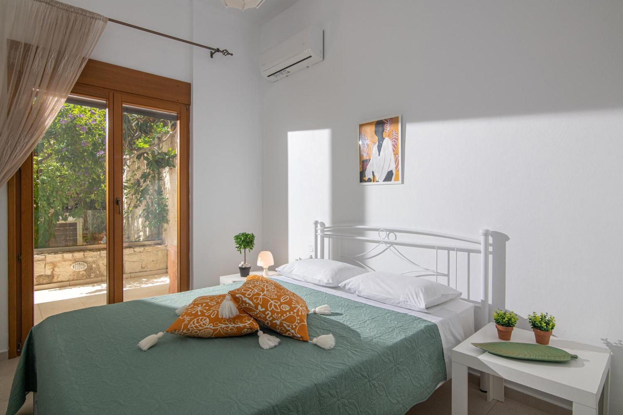 Diamanti Beachfront Apt-ligaria Ligaria (Crete)